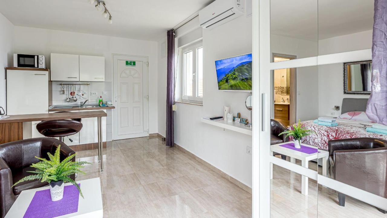 Apartments Klara Сень Экстерьер фото